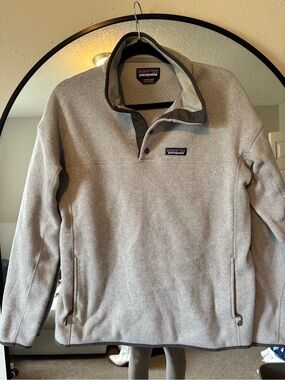 Patagonia Light Gray Women's Snap-T Pullover